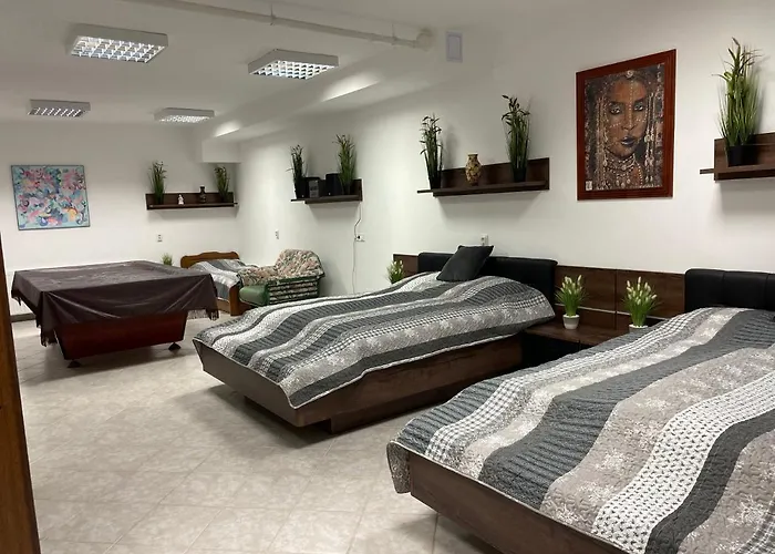 Budapest Wigwam 140 M2