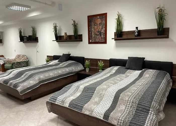 Budapest Wigwam 140 M2