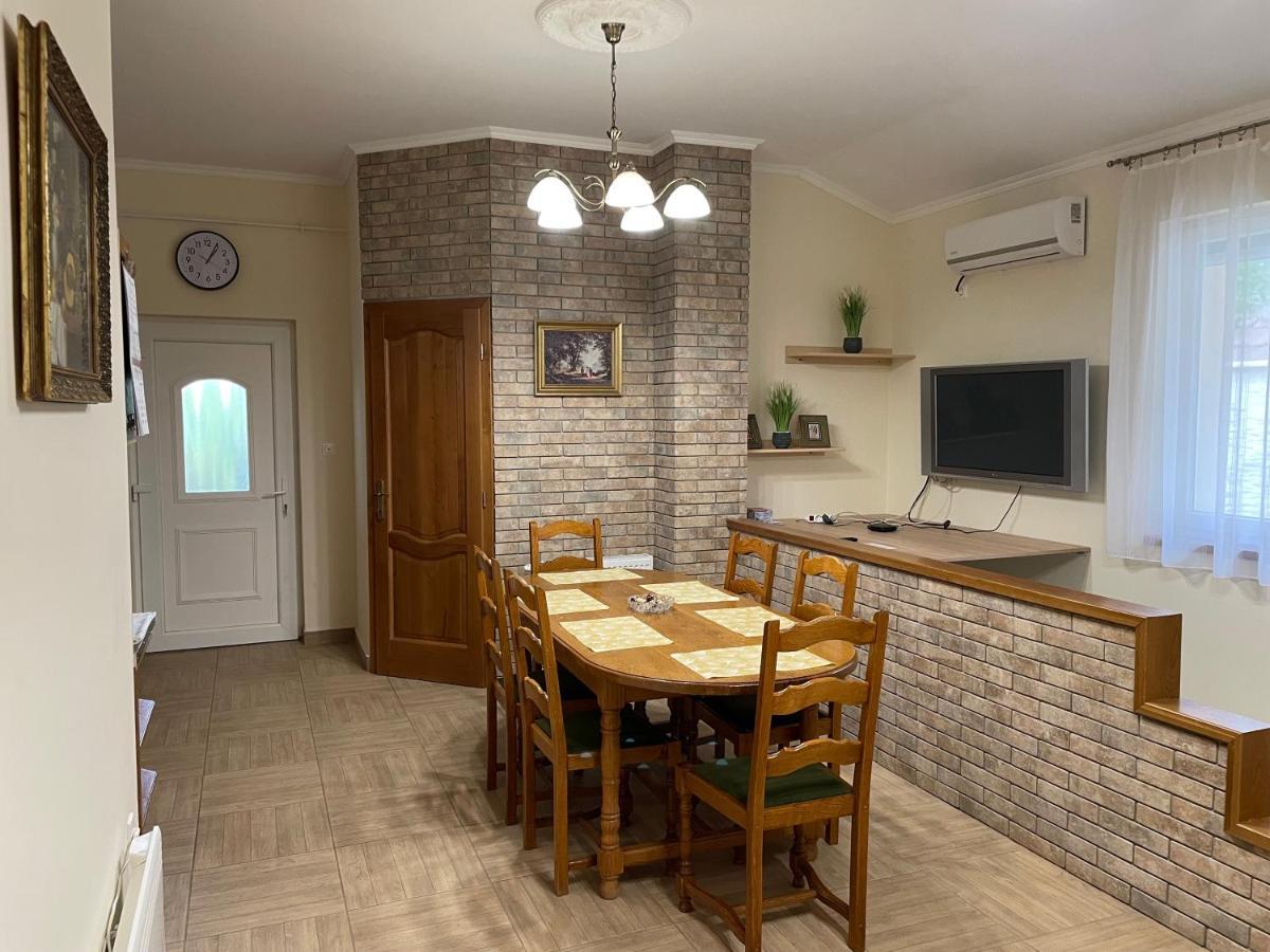 Wigwam 140 M2 Budapešť
