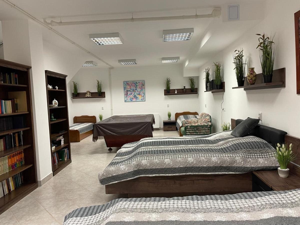 Wigwam 140 M2 Apartmán Budapešť